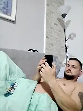 iurinicola online show from November 21, 2025, 9:25 pm