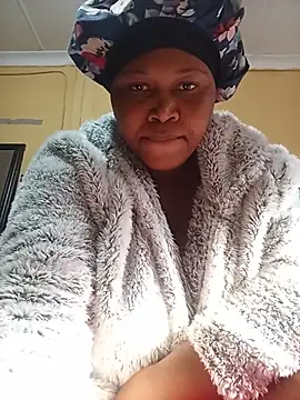 JuicyMilkyTizzy online show from July 29, 2026, 7:40 am