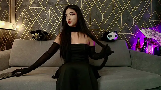 Tahara Romanov online show from March 9, 2026, 3:48 pm