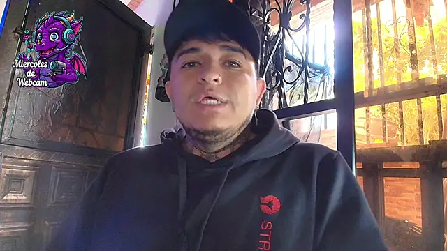 Strip Classes Col online show from October 1, 2025, 3:16 pm