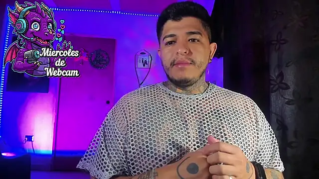 Strip Classes Col online show from November 26, 2025, 3:01 pm