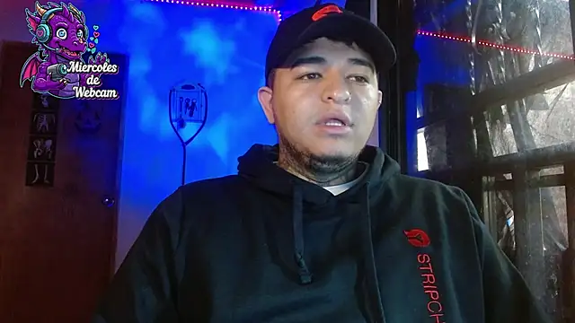 Strip Classes Col online show from October 29, 2025, 3:11 pm