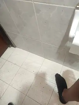 Snapshot of enoc369 chatting on November 4, 2025, 5:50 pm enoc369 online show from November 4, 2025, 5:50 pm