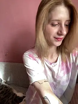 amorearte m online show from March 8, 2026, 11:24 am