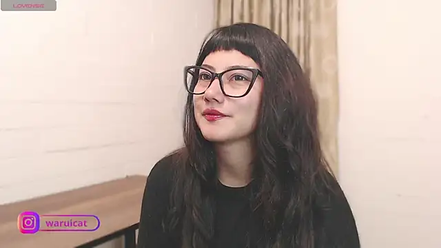 Snapshot of Laury_uri chatting on February 17, 2026, 1:25 am Laury uri online show from February 17, 2026, 1:25 am