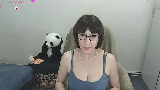 Snapshot of LenaFlynn chatting on September 16, 2025, 4:46 am LenaFlynn online show from September 16, 2025, 4:46 am