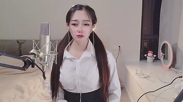 Snapshot of xixi_888 chatting on March 1, 2025, 6:32 pm xixi 888 online show from March 1, 2025, 6:32 pm