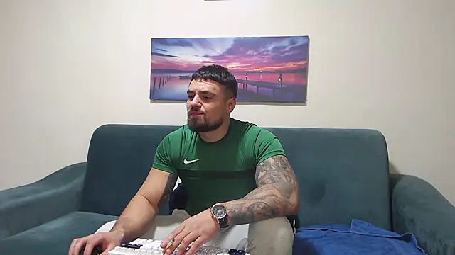 Tiberius hunk online show from December 1, 2025, 5:47 pm