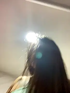 sofia 23x online show from September 15, 2025, 6:08 pm