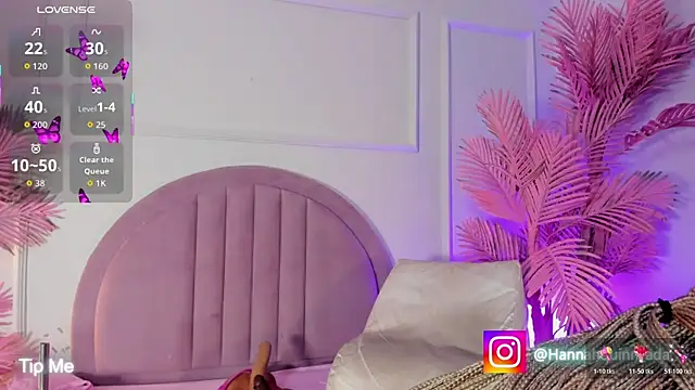 Hanaahquinn online show from July 18, 2026, 11:52 am