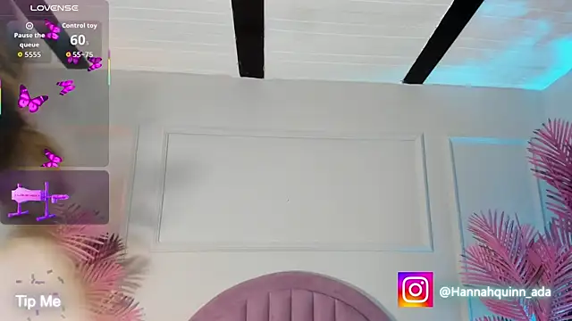 Hanaahquinn online show from July 24, 2026, 11:39 am