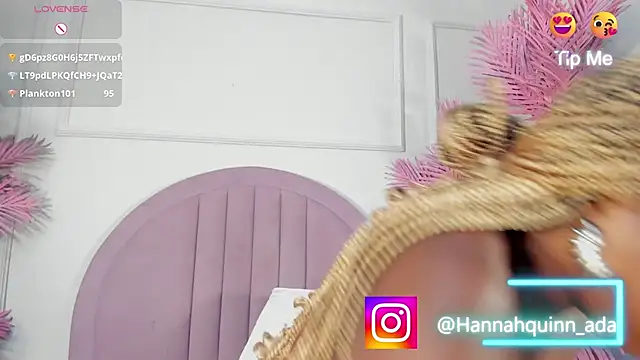 Snapshot of Hanaahquinn chatting on February 21, 2026, 11:51 pm Hanaahquinn online show from February 21, 2026, 11:51 pm