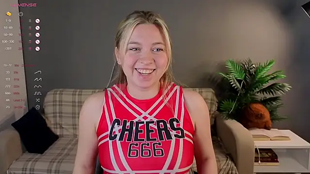 christie luv online show from February 7, 2026, 11:18 am