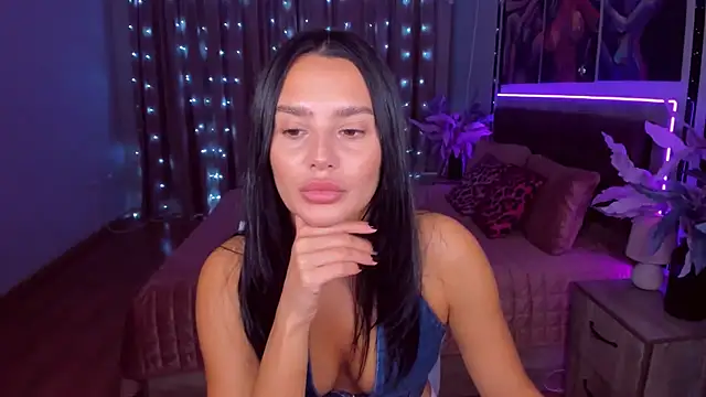 Snapshot of DanaSincere chatting on March 18, 2025, 3:34 am DanaSincere online show from March 18, 2025, 3:34 am