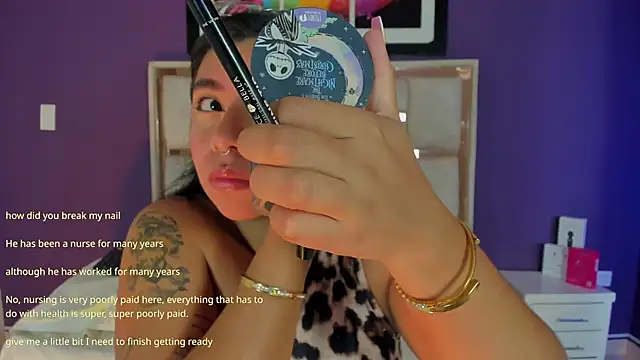 Snapshot of emilyy_cooperr chatting on February 17, 2026, 12:13 pm emilyy cooperr online show from February 17, 2026, 12:13 pm