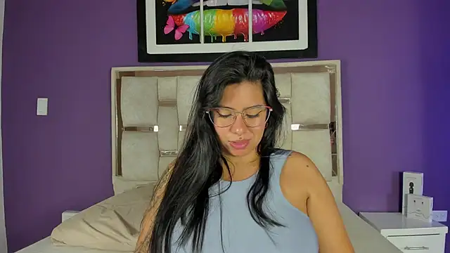 Snapshot of emilyy_cooperr chatting on March 3, 2026, 12:12 pm emilyy cooperr online show from March 3, 2026, 12:12 pm