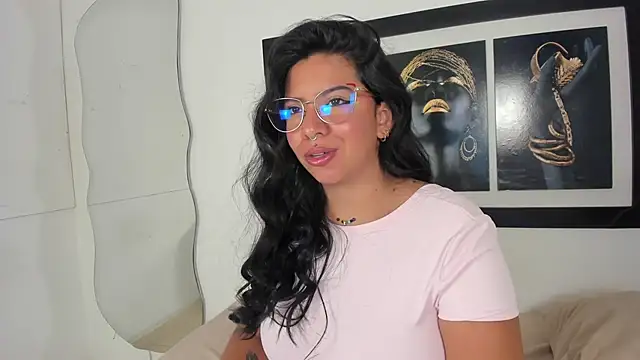 emilyy cooperr online show from December 15, 2025, 12:11 pm