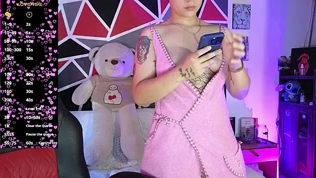 Snapshot of demimoore222 chatting on February 26, 2026, 4:18 pm demimoore222 online show from February 26, 2026, 4:18 pm