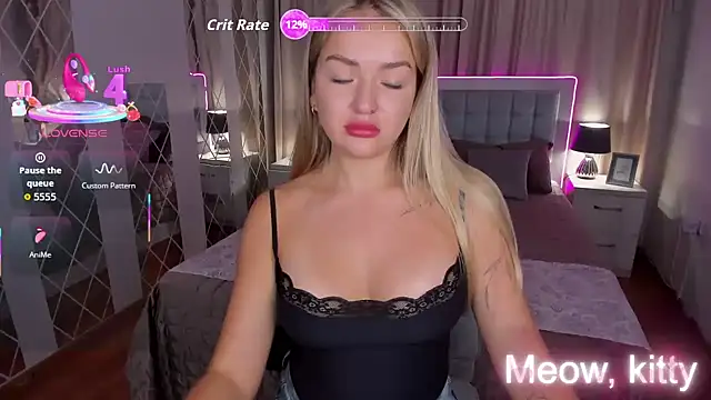 EvaGoddes online show from October 21, 2025, 7:08 am