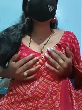 Snapshot of Sexyradha_ chatting on July 7, 2026, 4:54 pm Sexyradha online show from July 7, 2026, 4:54 pm