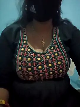 Sexyradha  online show from April 1, 2026, 7:11 pm