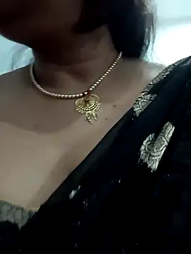 Snapshot of Neha-Bhabhi-Rasily chatting on November 8, 2025, 3:48 pm Neha-Bhabhi-Rasily online show from November 8, 2025, 3:48 pm