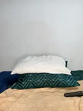 Missvixen81 online show from January 17, 2026, 9:18 pm