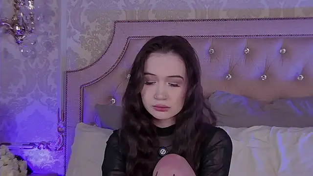 Snapshot of HeatherSweet_ chatting on February 5, 2026, 5:31 pm HeatherSweet online show from February 5, 2026, 5:31 pm