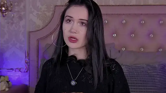 Snapshot of HeatherSweet_ chatting on March 23, 2026, 5:46 pm HeatherSweet online show from March 23, 2026, 5:46 pm