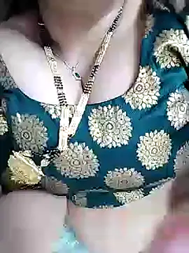 Snapshot of pyasi_bhabhi02 chatting on October 14, 2025, 6:08 pm pyasi bhabhi02 online show from October 14, 2025, 6:08 pm