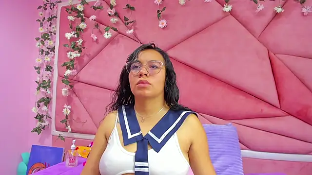  Violeta 18 online show from October 31, 2025, 2:52 am