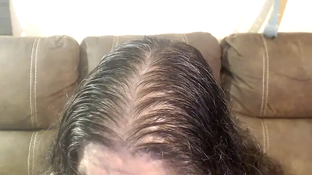 Dreaming Of Blue online show from September 24, 2025, 1:13 am