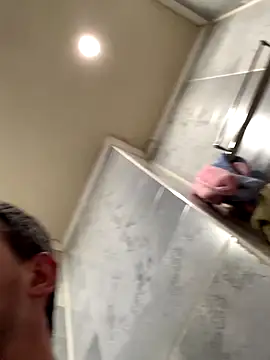 Maxpeins online show from December 14, 2025, 5:18 pm