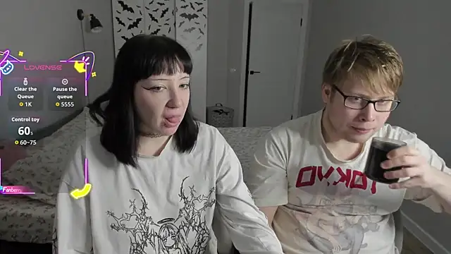 JayMollyy online show from February 5, 2026, 5:09 pm