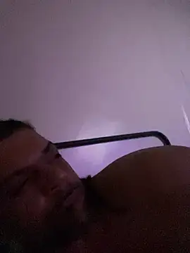 Snapshot of Nitobooy77 chatting on April 16, 2026, 6:36 am Nitobooy77 online show from April 16, 2026, 6:36 am