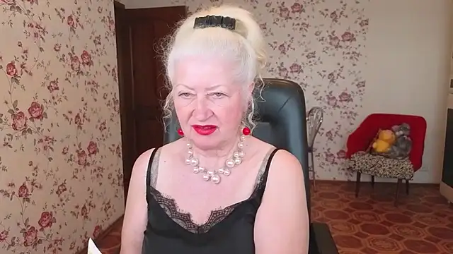 Maya Mayflower online show from May 9, 2026, 2:59 am