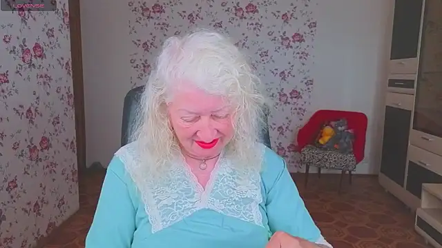 Maya Mayflower online show from May 31, 2026, 3:34 am