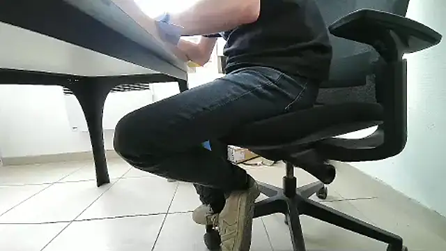 GM51-1988 online show from September 19, 2025, 2:32 pm