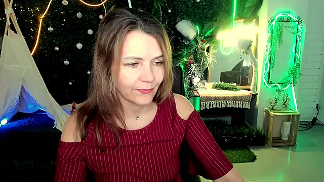 NicoleHitman online show from March 26, 2026, 1:09 pm