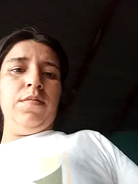 Jenny gir25 online show from January 13, 2026, 3:27 pm