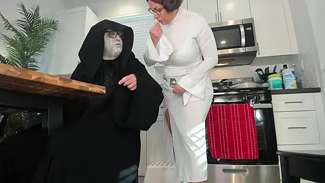 realtoxxxxmaria online show from October 27, 2025, 5:47 pm