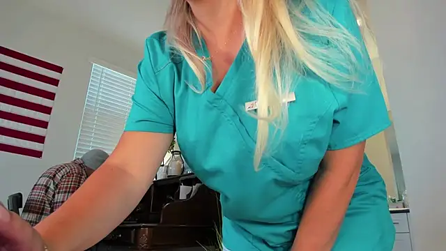 realtoxxxxmaria online show from November 1, 2025, 1:16 pm