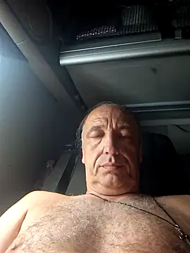 aleksis1313 online show from May 29, 2026, 5:52 pm