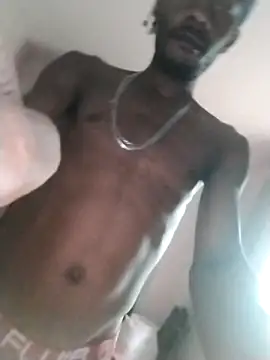 jimmylouies99 online show from March 4, 2025, 6:18 pm