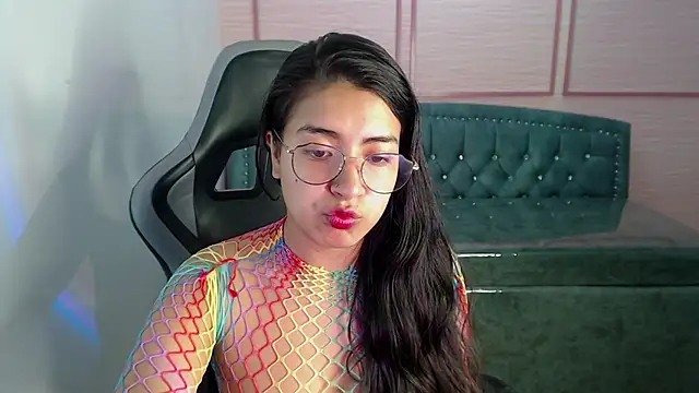 alexa romero t online show from October 11, 2025, 12:17 pm