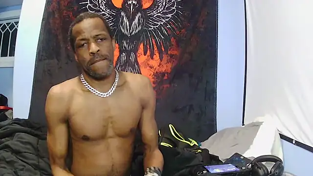 BadazzRXL online show from April 14, 2026, 5:23 am