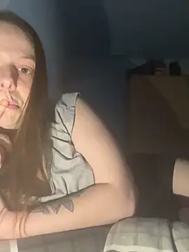 Snapshot of csengebaba24 chatting on November 18, 2025, 6:00 pm csengebaba24 online show from November 18, 2025, 6:00 pm