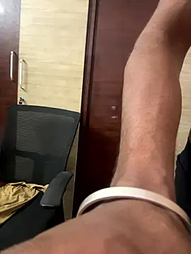 Snapshot of RightFielder chatting on January 13, 2026, 8:24 pm RightFielder online show from January 13, 2026, 8:24 pm