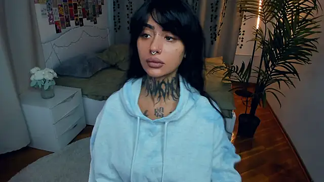 CharimgSabrina online show from February 6, 2026, 6:09 am