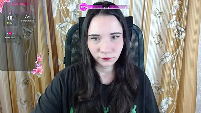 Snapshot of KateForLove chatting on October 21, 2025, 12:04 pm KateForLove online show from October 21, 2025, 12:04 pm